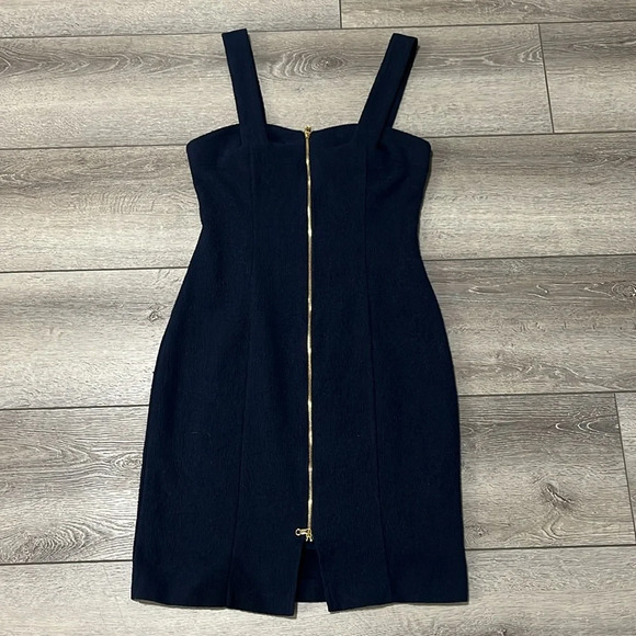 Elegant Navy Midi Dress - Picture 2 of 5